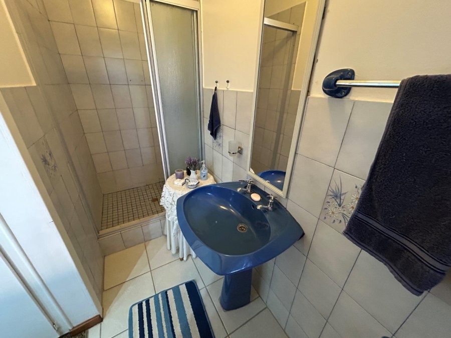 4 Bedroom Property for Sale in Noorsekloof Eastern Cape